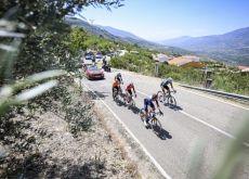 Breakaway riders in stage 4