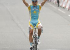 Alexander Vinokourov wins stage 13 of the Tour de France 2010. Photo copyright Fotoreporter Sirotti. Alexander Vinokourov wins stage 13 of the Tour de France 2010. Photo copyright Fotoreporter Sirotti.